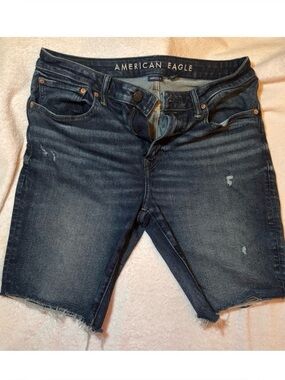 American Eagle Bermuda Shorts Air flex Denim EUC, size 16
